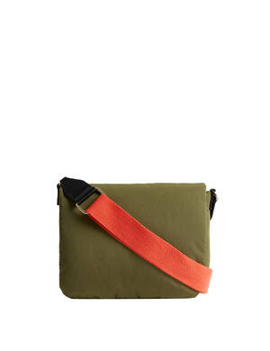 marksandspencer_AU23_AW DOPLNKY_T01_1134Z_vyztuzena vodeodolna crossbody kabelka _oranzova_khaki_.jpg